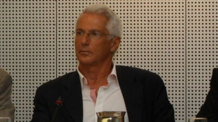 Συγκλονίζει η μαρτυρία του καθηγητή Θανάση Διαμαντόπουλου: Πώς έζησα την πύρινη κόλαση στην Αργυρά Ακτή